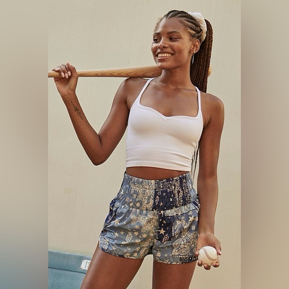 FP Movement The Way Home printed shorts M buti bandana print - Picture 2 of 13